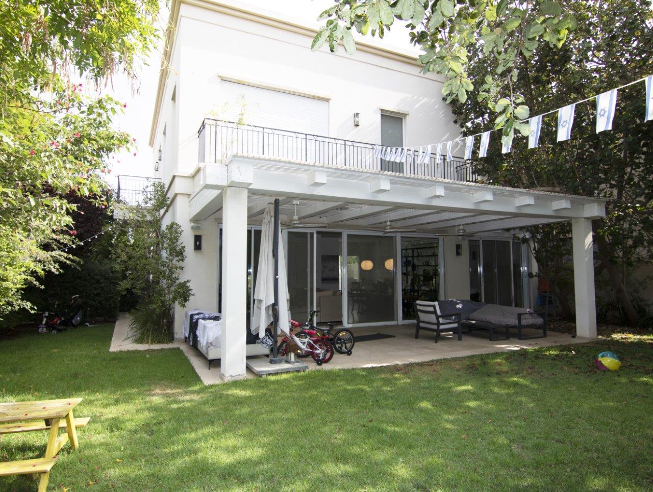 Maison de luxe à Savyon